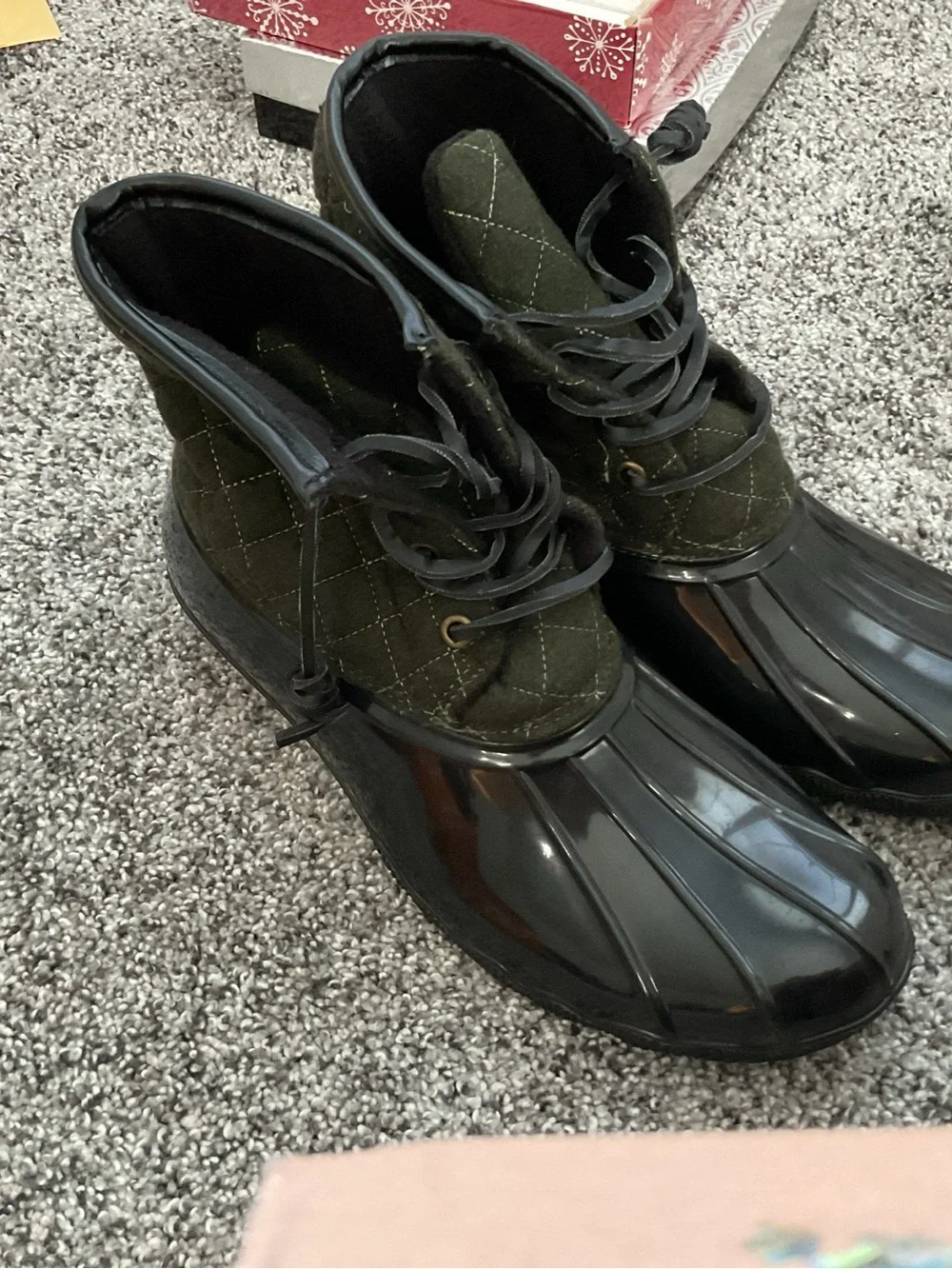 Seven7 Olive Green Quilted Lace-Up Duck Boots with Black Glossy Rubber